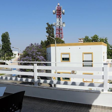 بيت شباب In My House كاسترو فيردي المظهر الخارجي الصورة